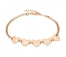 Carica l'immagine nel visualizzatore di Gallery, Bracciale Con Cuoricini Forati Personalizzabile