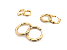 Carica l'immagine nel visualizzatore di Gallery, Coppia Orecchini Hoop a Canna in Acciaio