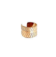 Carica l&#39;immagine nel visualizzatore di Gallery, Earcuff Leaf
