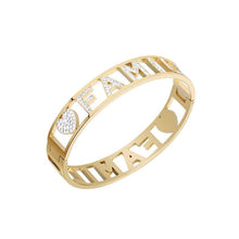 Carica l&#39;immagine nel visualizzatore di Gallery, Bangle Manetta Scritte
