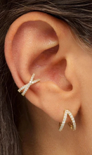 Carica l&#39;immagine nel visualizzatore di Gallery, Earcuff Cross
